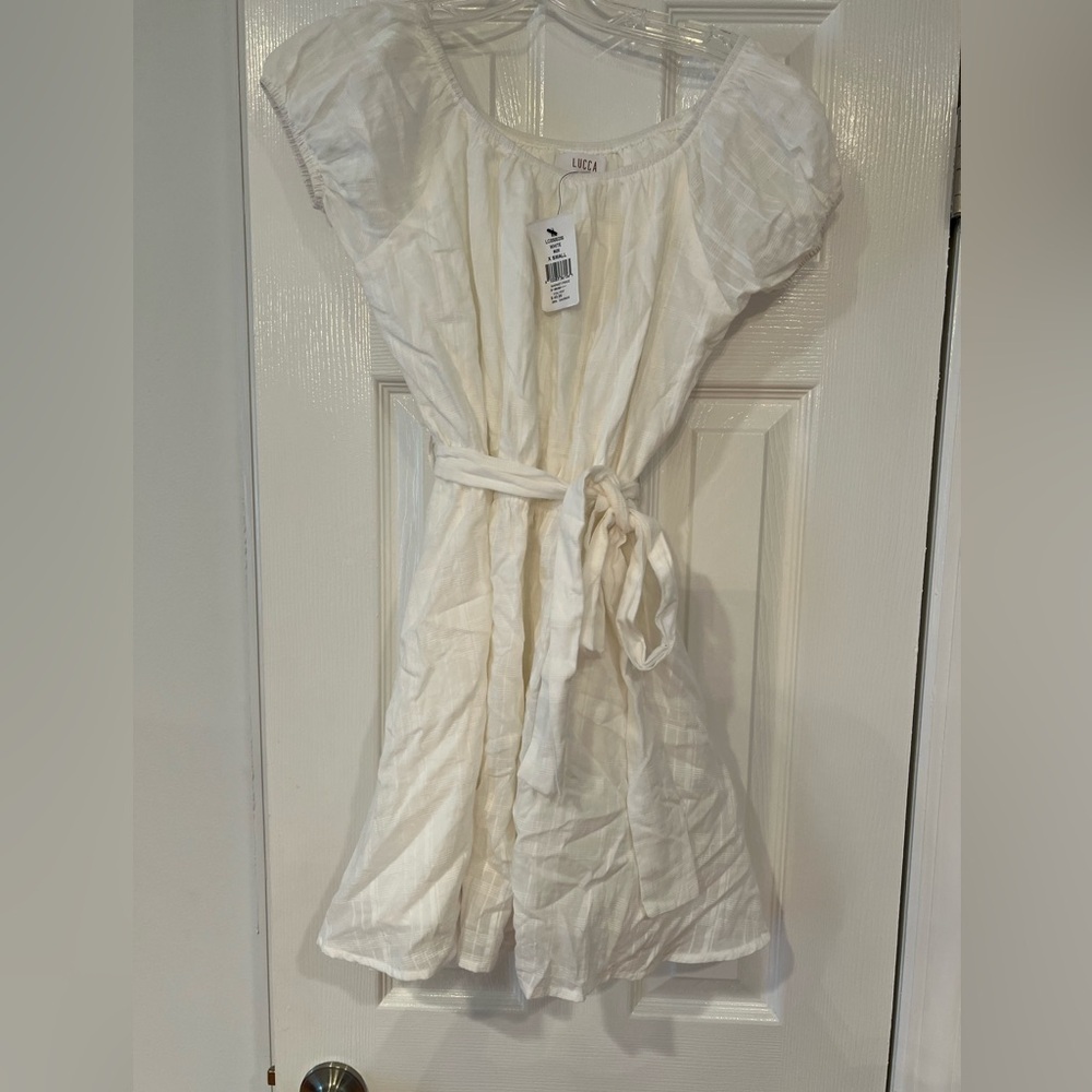 Women’s white dress